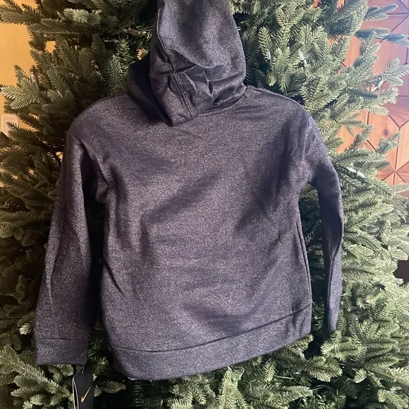 Nike girls high low sweater super soft glittery hoodie 
Size 5, 6, 6x - Picture 8 of 12